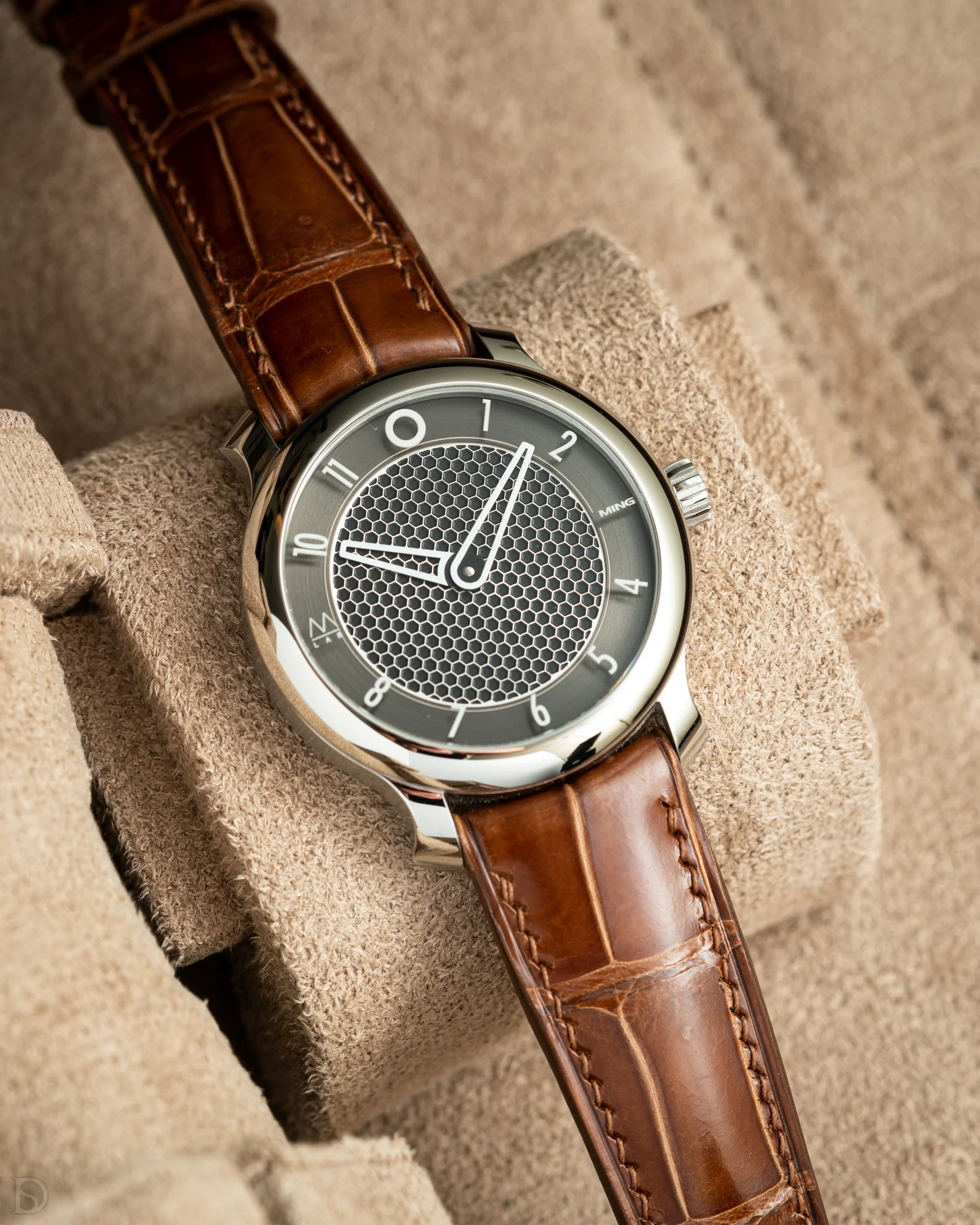 Glossy Caramel Crocodile Signature (Curved) Strap - Image 2
