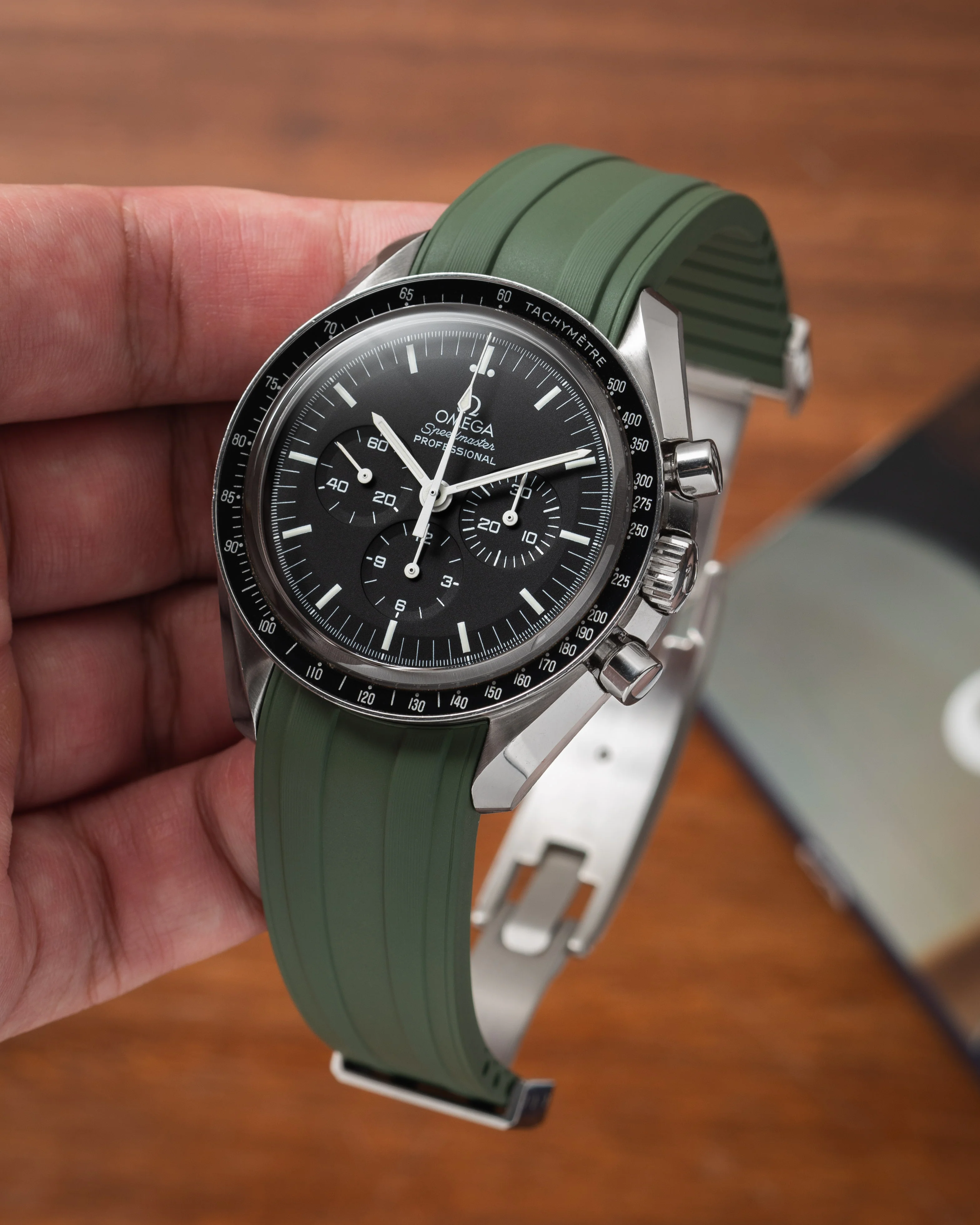 Overstock: Olive Green CTS Rubber Strap for Omega Speedmaster - Image 3
